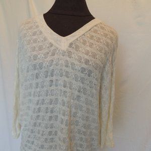 Tea N Rose Sz M Boho Tunic Top Sheer Back Cream Color Crochet Raglan Sleeves